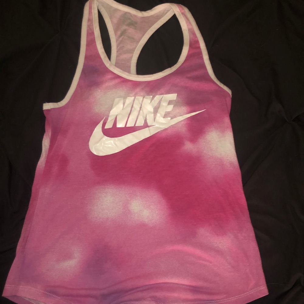 Nike tank